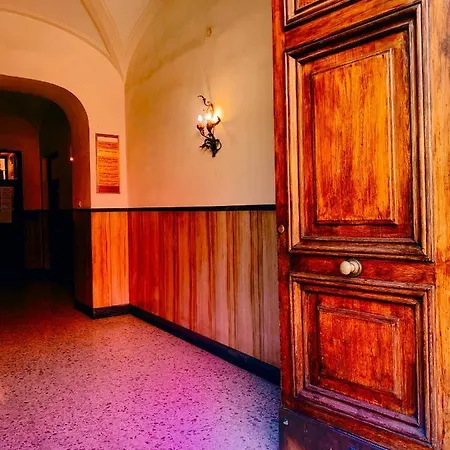 Vt Vatican's דירה *